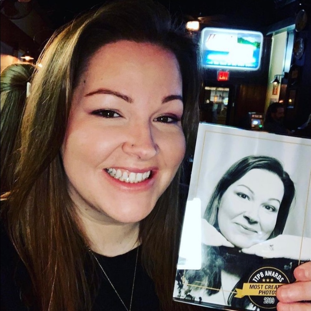 Meet your Posher, Laraine